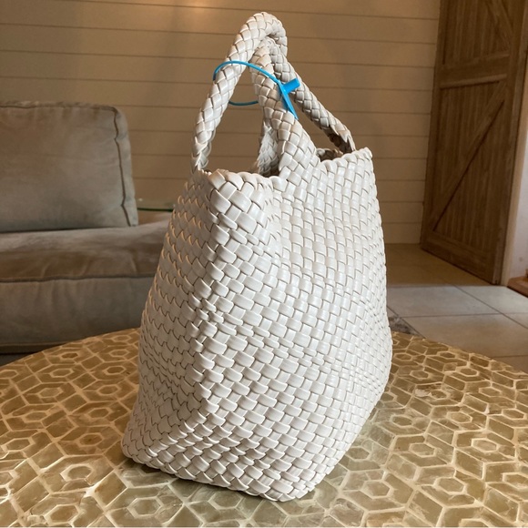 NEW!  Jinmanxue Women Vegan Leather Hand-Woven Tote Handbag in ‘creamy white’ - Picture 3 of 10
